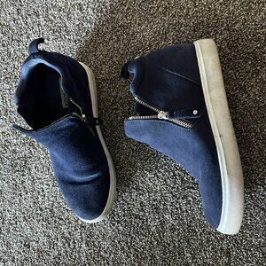 Steve Madden Navy Blue sneaker wedge